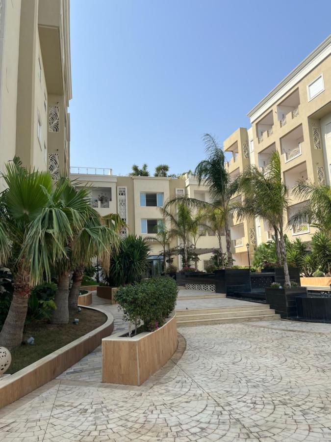 Super Appartement Avec 5 Piscines En Residence 莫纳斯提尔 外观 照片